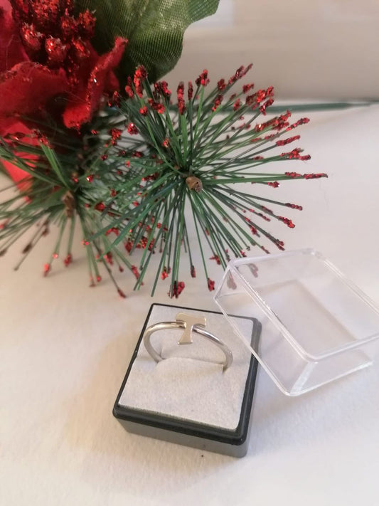Silver ring with adjustable Tau