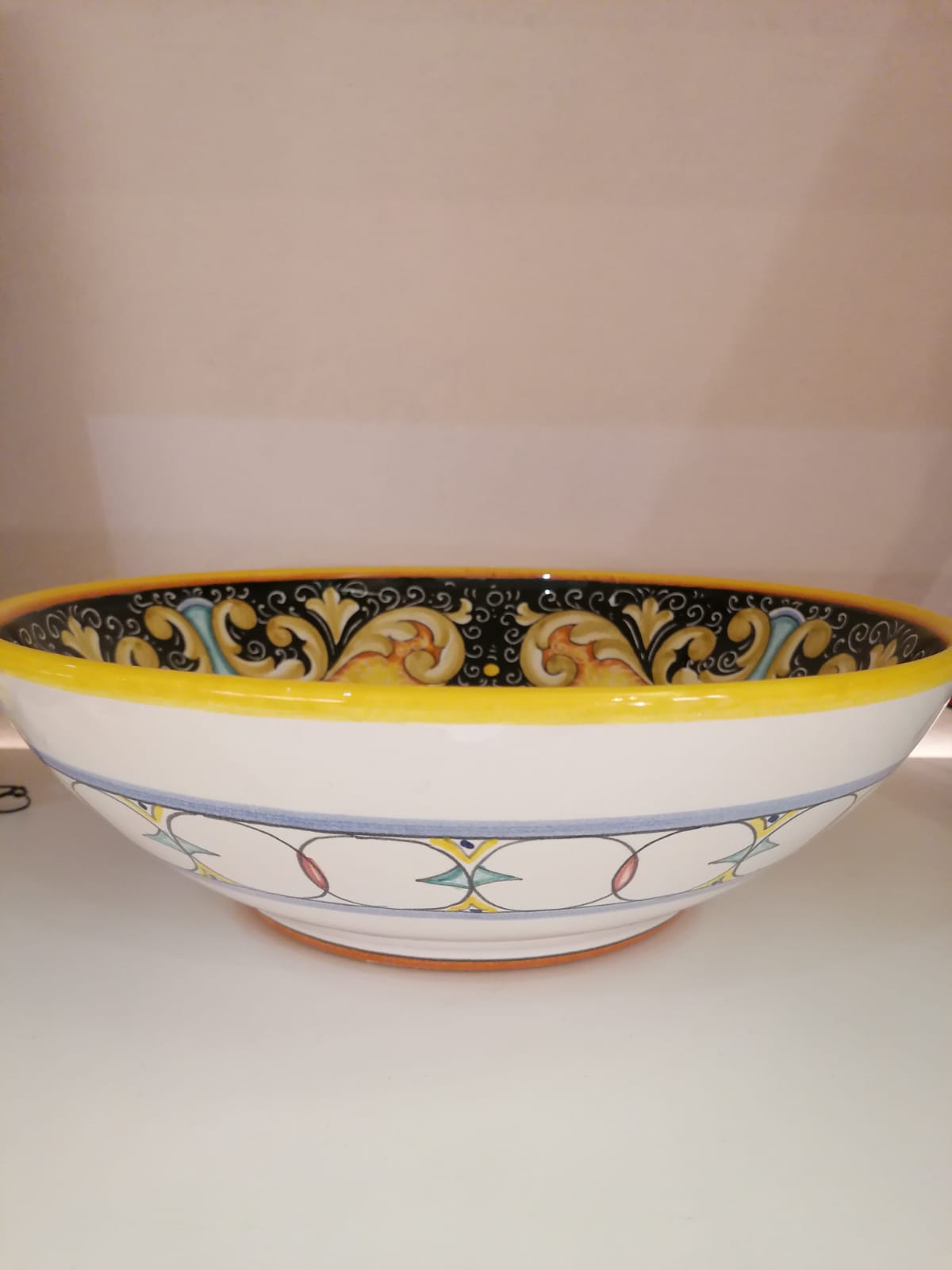 Bolo grande in ceramica dipinta a mano Deruta
