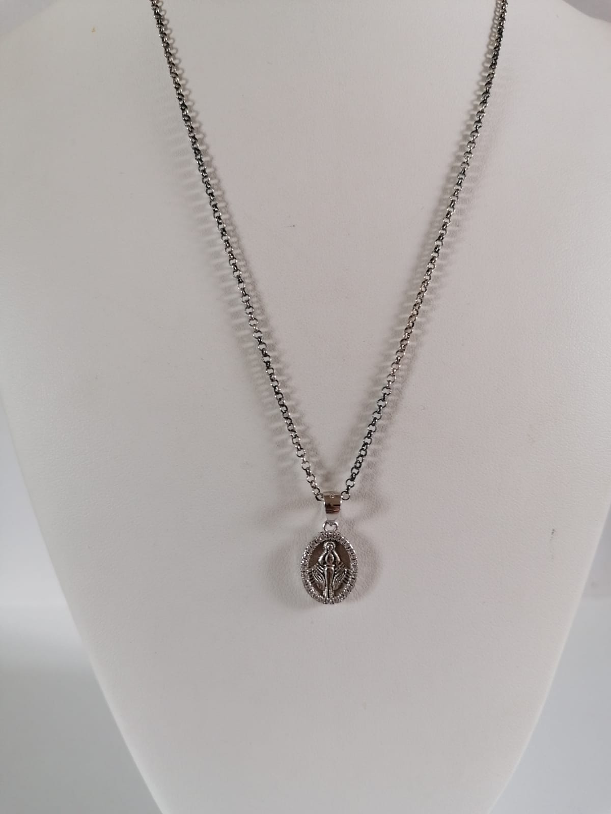 925 silver necklace with miraculous Madonna and white zircons