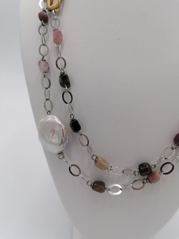 Double necklace in silver, tourmalines and smoky gray pearl
