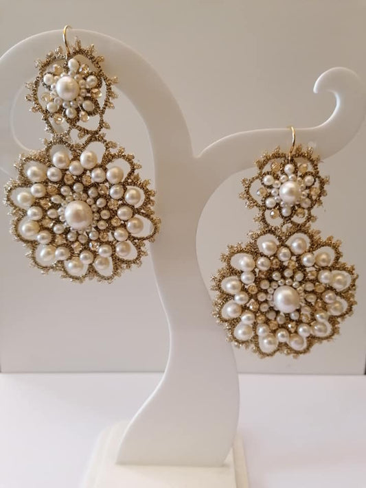 Tatting lace and pearl earrings