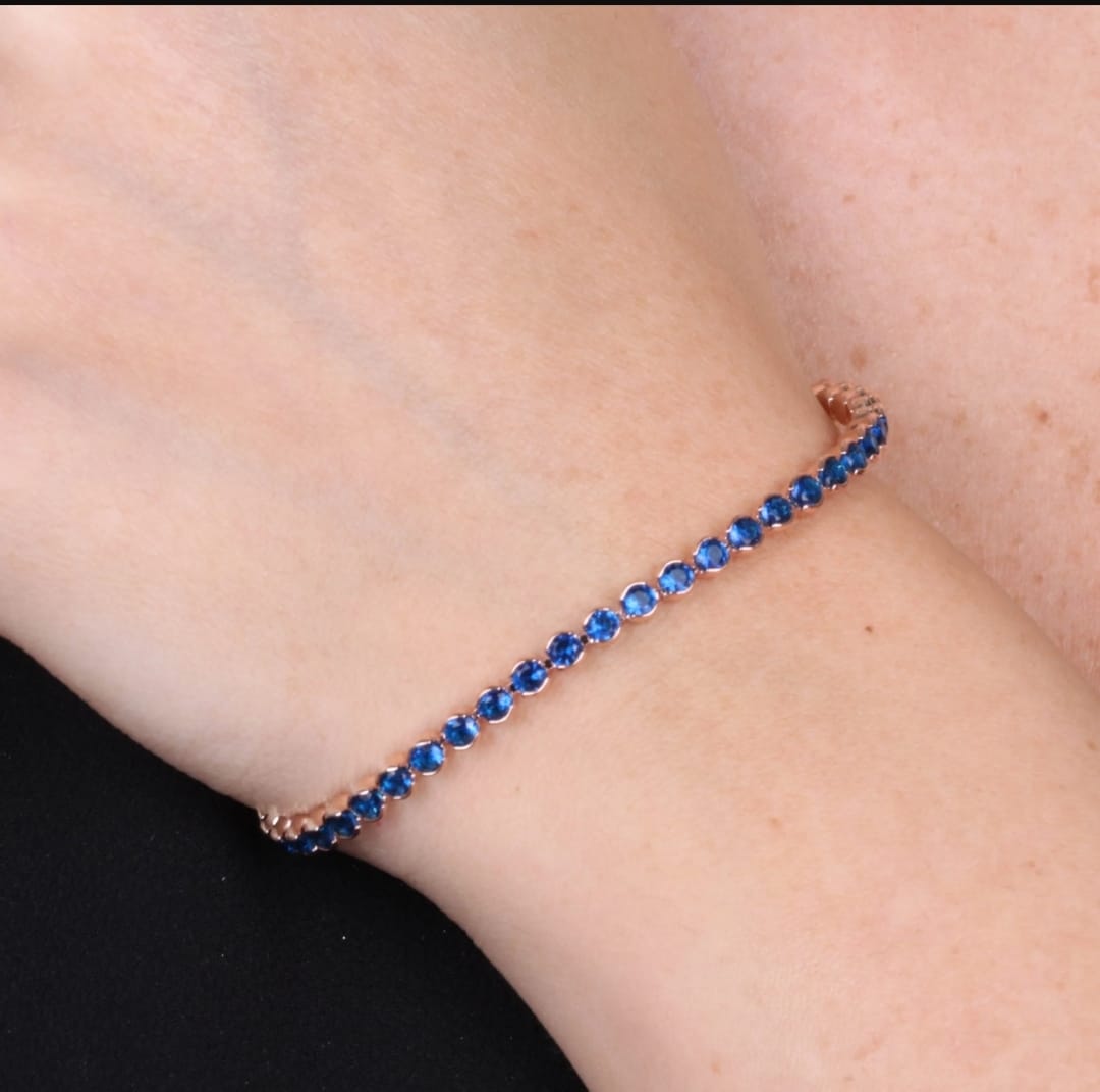 Bracciale tennis in metallo rosè con cristalli blu