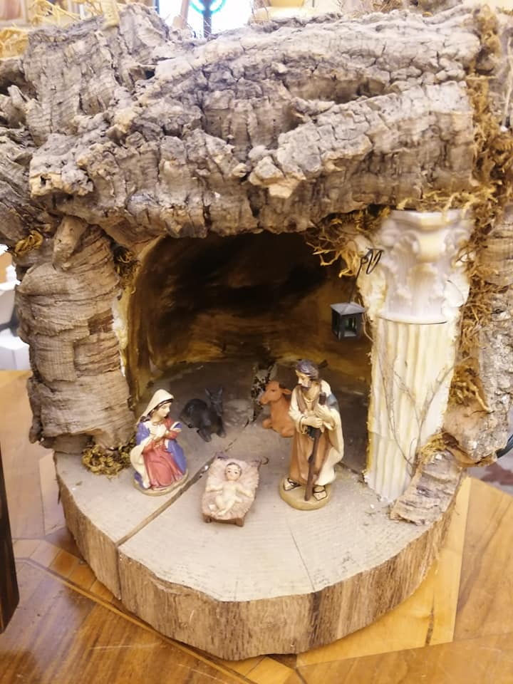 Presepe tradizionale fatto a mano