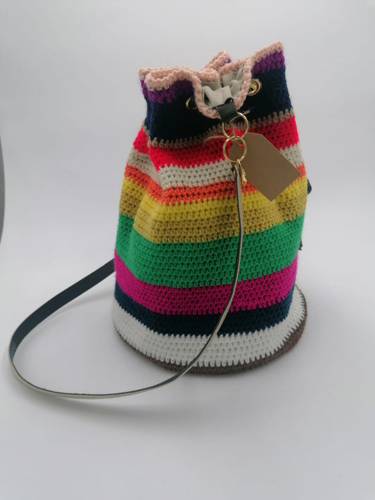 Bucket bag with shoulder strap in handmade multicolor crochet leather