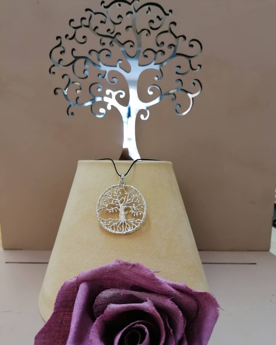 Ciondolo Albero della vita in argento realizzato a mano